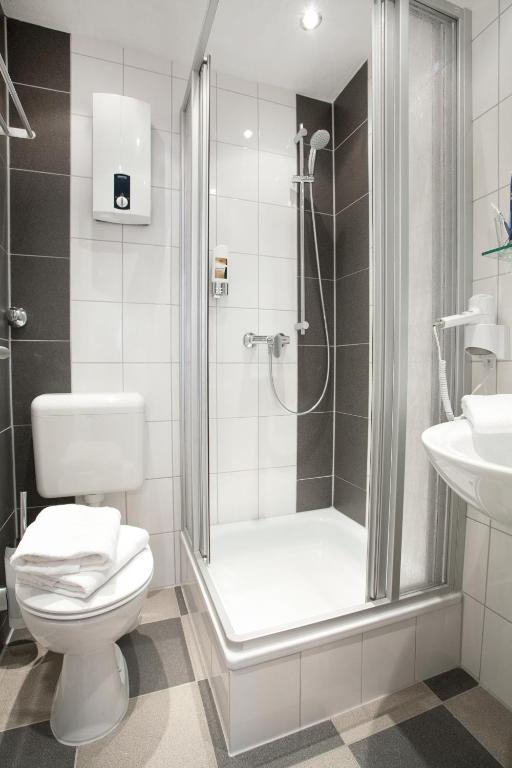 Hotel Design Apart Dusseldorf Room photo